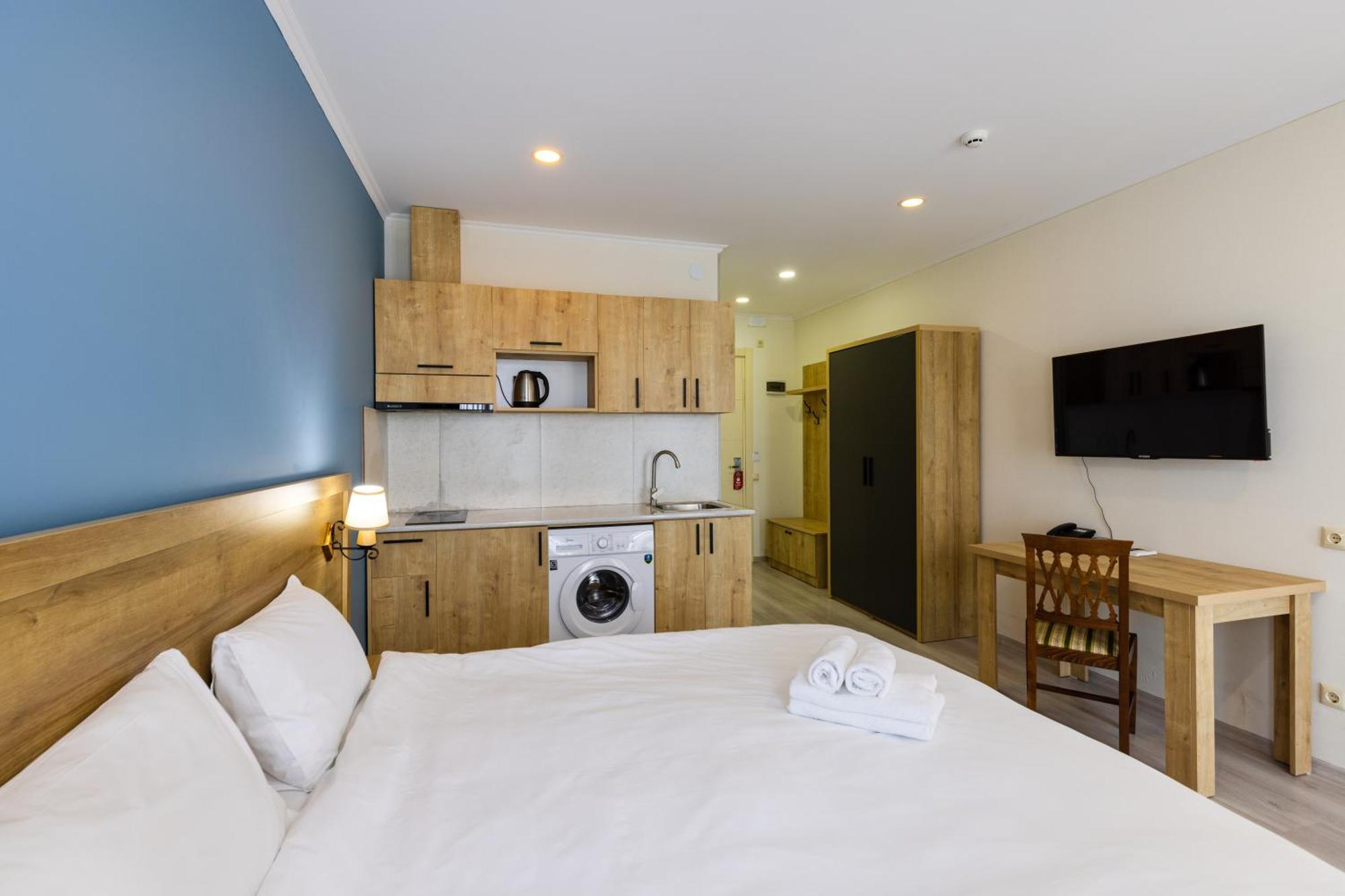 Aqua Batumi Hotel & Apartments Экстерьер фото